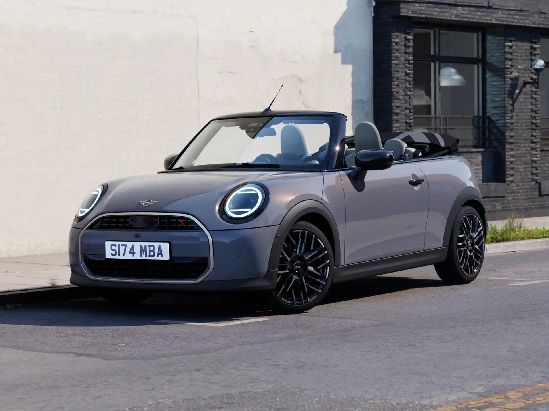 MINI Cooper Cabrio - video