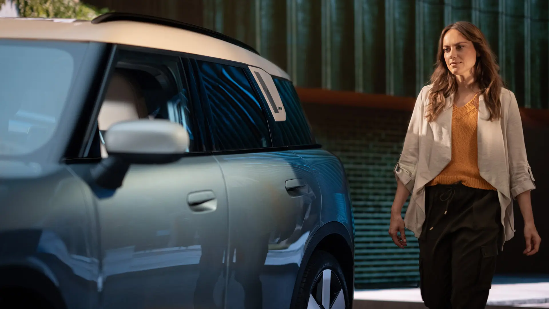 Cliente du Centre MINI après avoir consulté MINI Financial Services. 