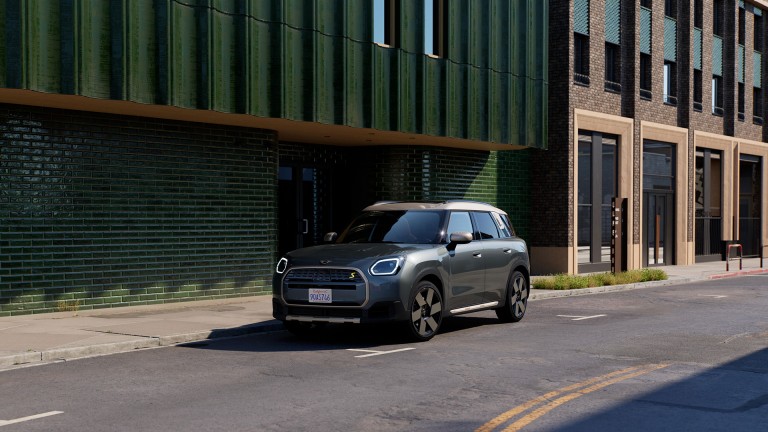 MINI FAN & TRACK DAY
