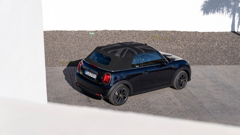 MINI Cabrio Electric - vue frontale