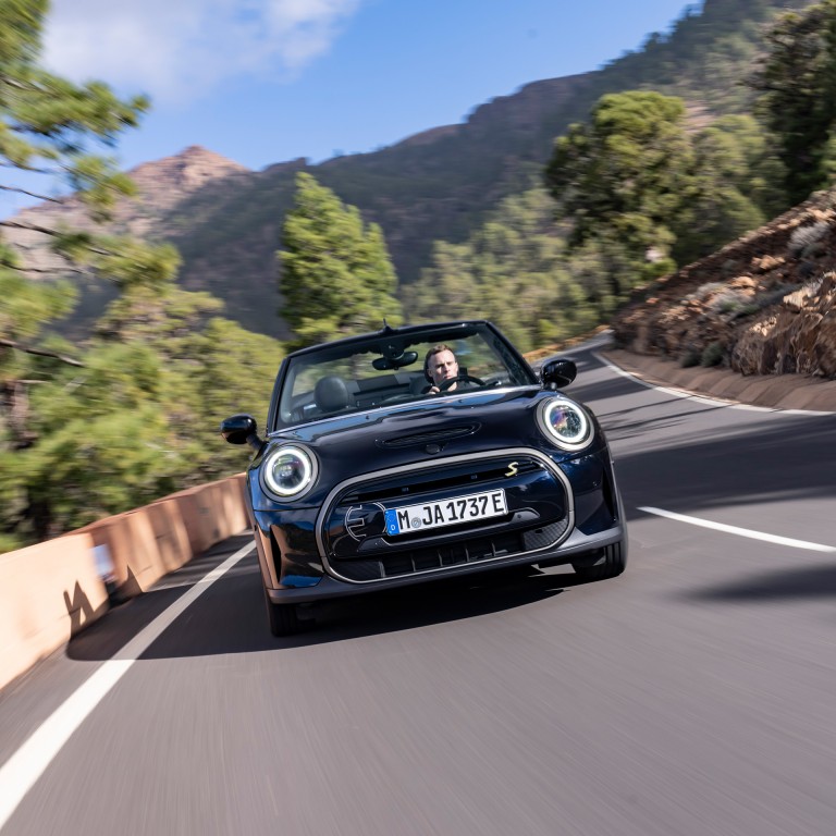 La première MINI Cabrio Electric - main stage teaser