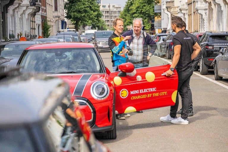 MINI Charged by the city 