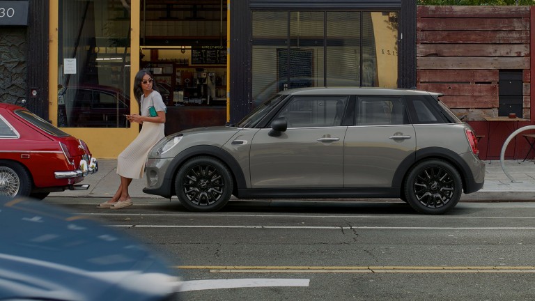 MINI 