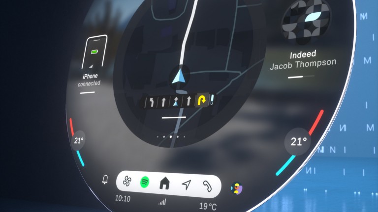 MINI rond display in JCW Mode met navigatiescherm en bedieningselementen