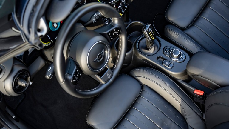 MINI Cabrio Electric - vooraanzicht