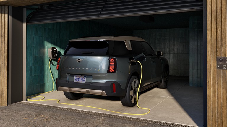 MINI elektromobiliteit - laden tegen optimale kosten
