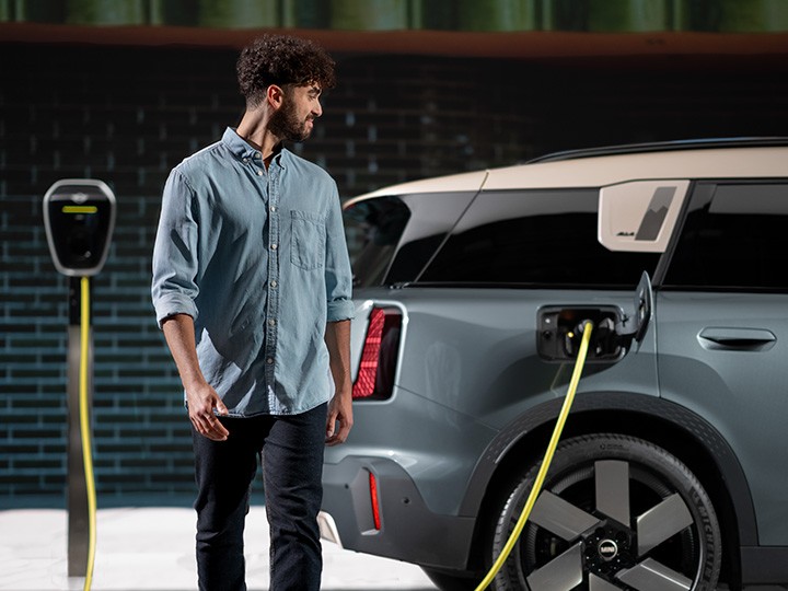 MINI elektrisch rijden - teaser opladen